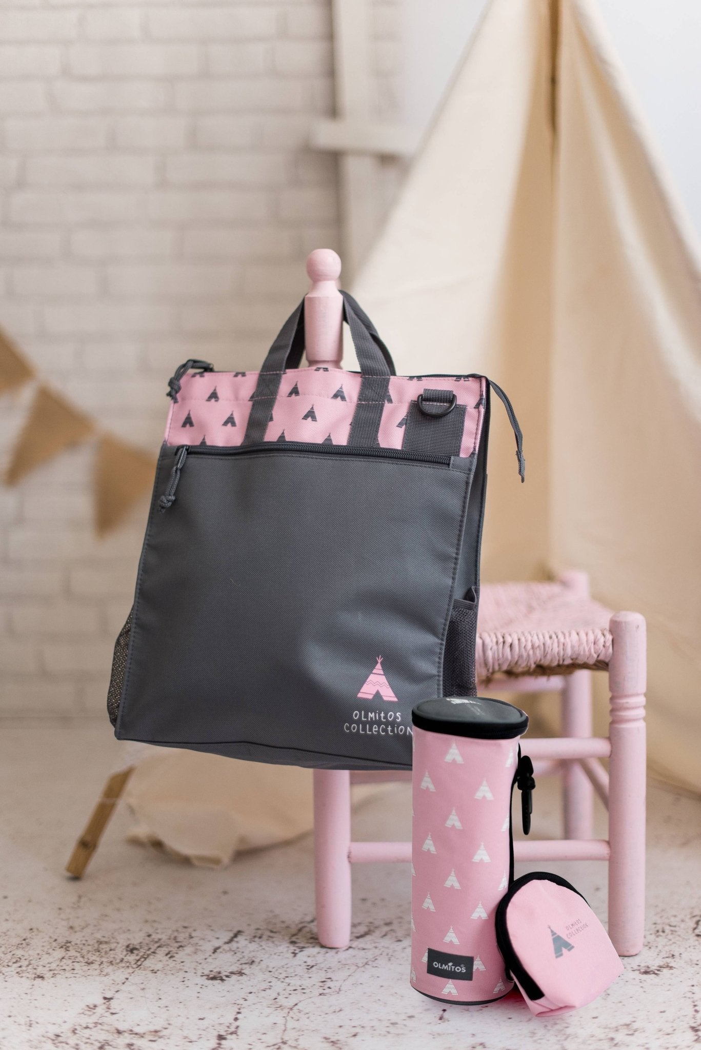 Pack Bolso de pañales + funda térmica - Olmitos - rosa y gris - MINI MUNDO
